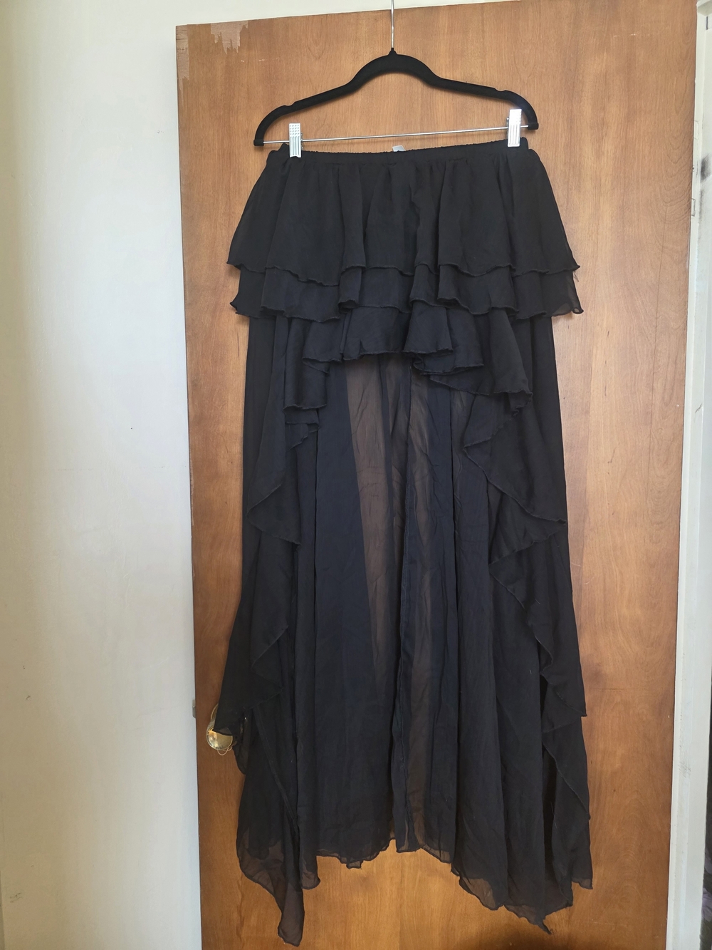 Black Ruffled High-Low Maxi Skirt - Picture 4 of 5